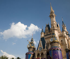 纯玩香港迪士尼乐园+海洋公园5日游(港去广回)