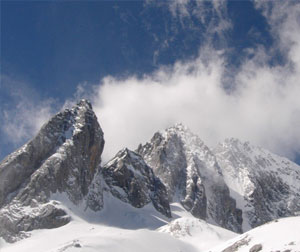 美廉假期-昆大丽双飞六天（LY）