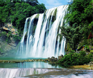 D-贵阳、黄果树瀑布、龙宫、荔波大小七孔双飞五日