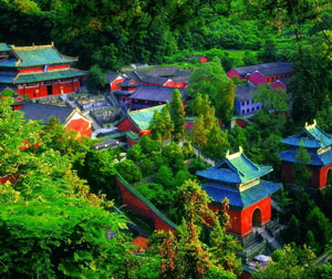 武汉、天然氧吧神农架、道教名山武当山单飞单卧6日游