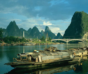 南宁、北海、涠洲岛、德天瀑布、通灵大峡谷双飞六日游