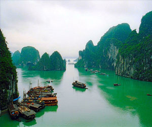 连线3- 桂林、漓江、阳朔、冠岩、南宁、东兴、河内、下龙湾双飞九日游