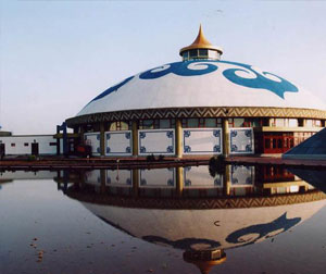 F线 内蒙古大草原、神奇沙漠、成吉思汗陵、呼市双卧七日游