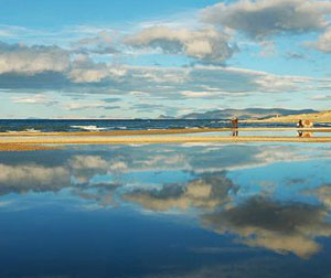 【特色】西藏拉萨、布达拉宫、大昭寺、纳木错湖、羊八井、日喀则、新疆双卧