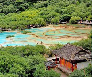 红色山水之旅～绵阳、北川、九寨沟、黄龙双飞六日游