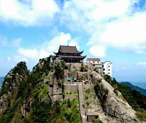 【特色】杭州、黄山、九华山、绩溪、西递、宏村、歙县古城双飞六日游