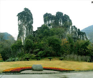 【特色】尊贵全景纯玩团—桂林、漓江、阳朔、银子岩、世外桃源、古东瀑布双