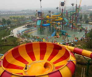 泰山花样年华亚龙湾水上乐园一日游